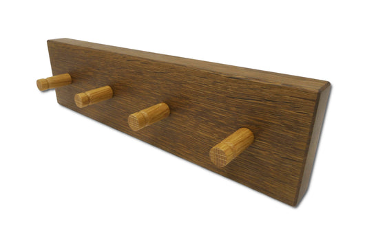 Schlüsselboard aus Räuchereiche 30 cm mit vier Eichenhaken